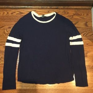 Forever 21 navy with white stripes tee (size:M)